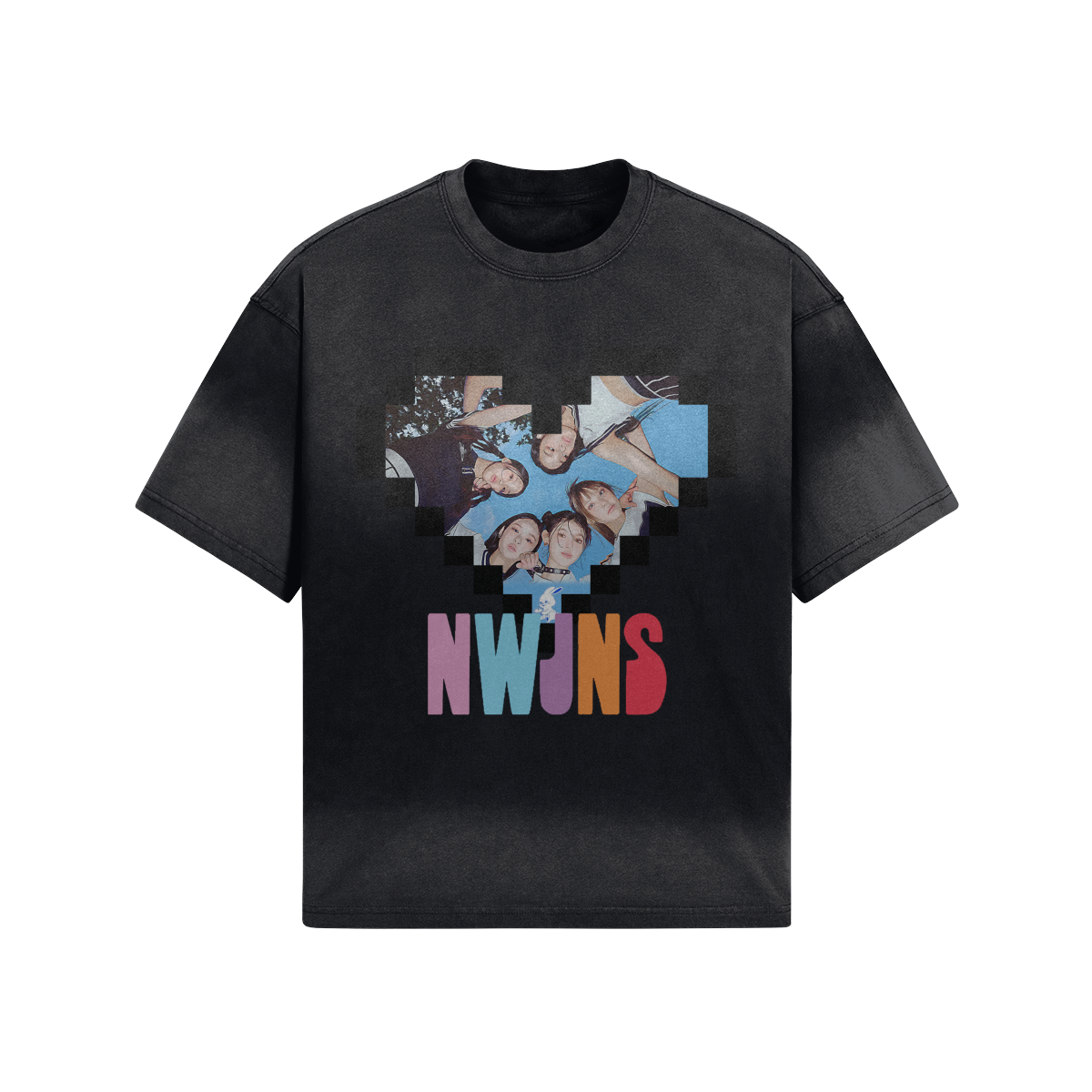 NEWJEANS 'PIXEL' TEE